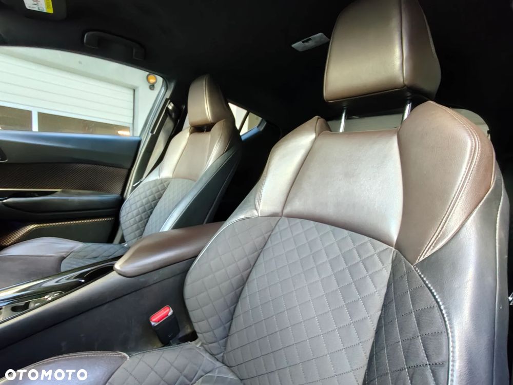 Toyota C-HR 1.8 Hybrid Prestige - 24