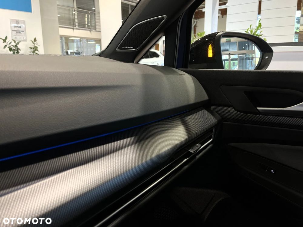 Volkswagen Golf Variant 2.0 TSI 4Motion R - 23