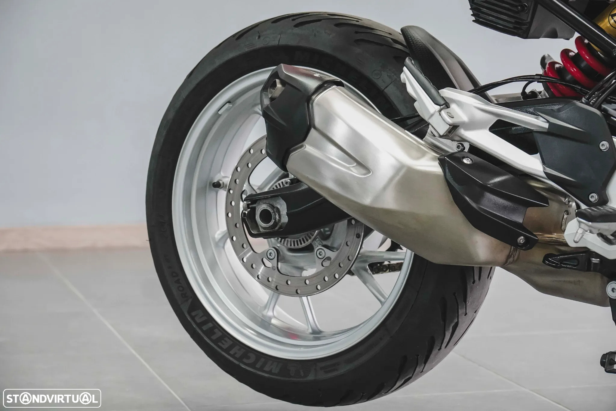 BMW F 900 XR - 33