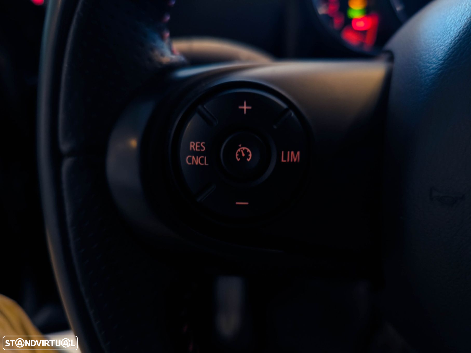 MINI Countryman - 16