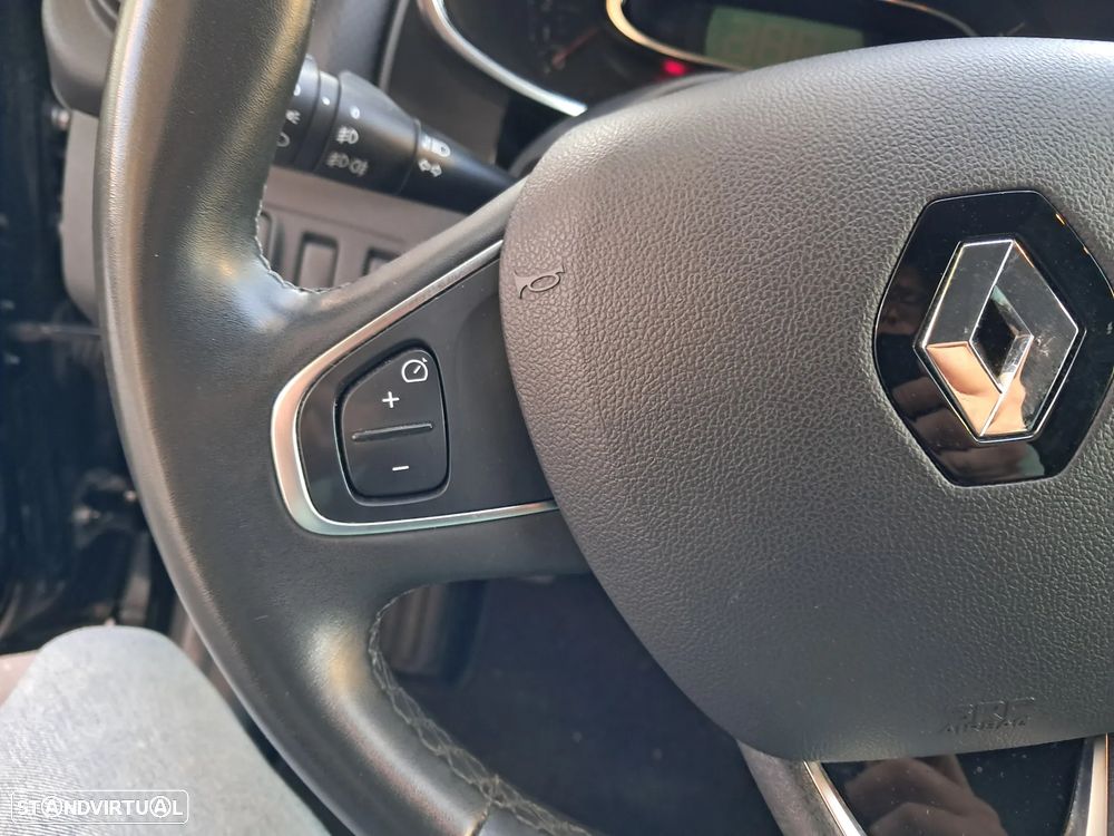 Renault Clio Sport Tourer 0.9 TCe Limited - 11