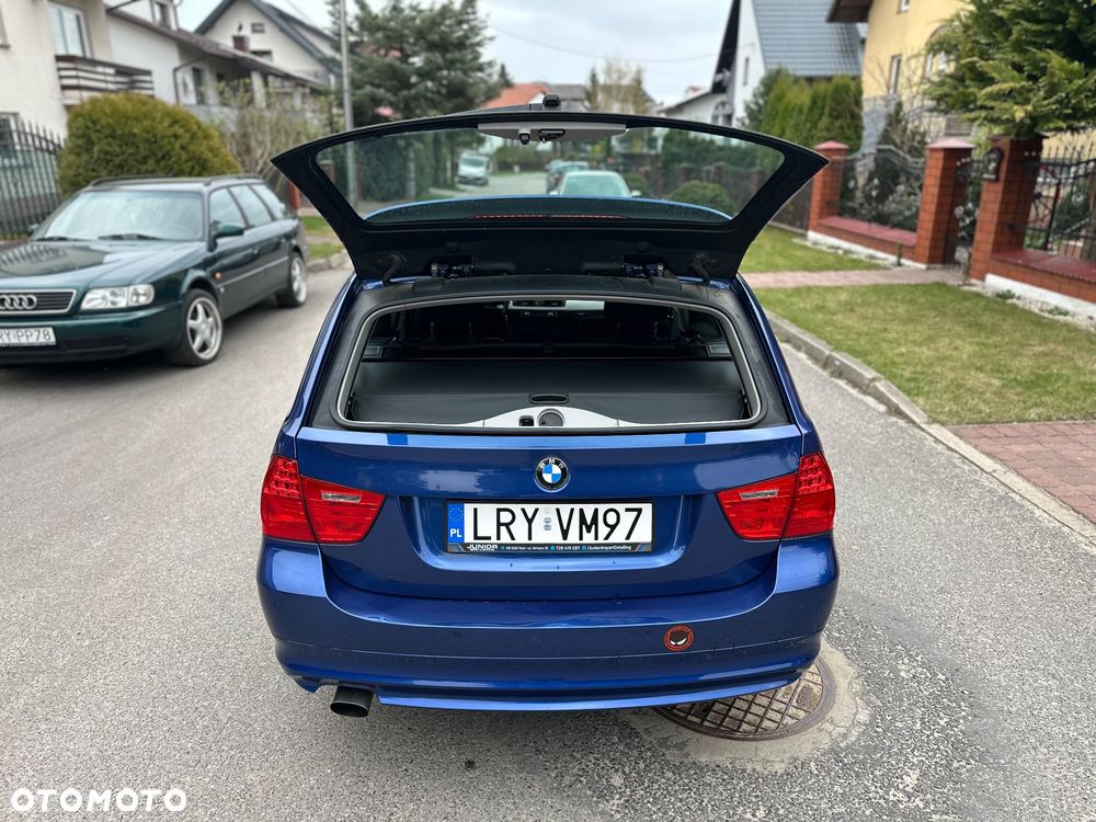 BMW Seria 3 318i Edition Sport - 17