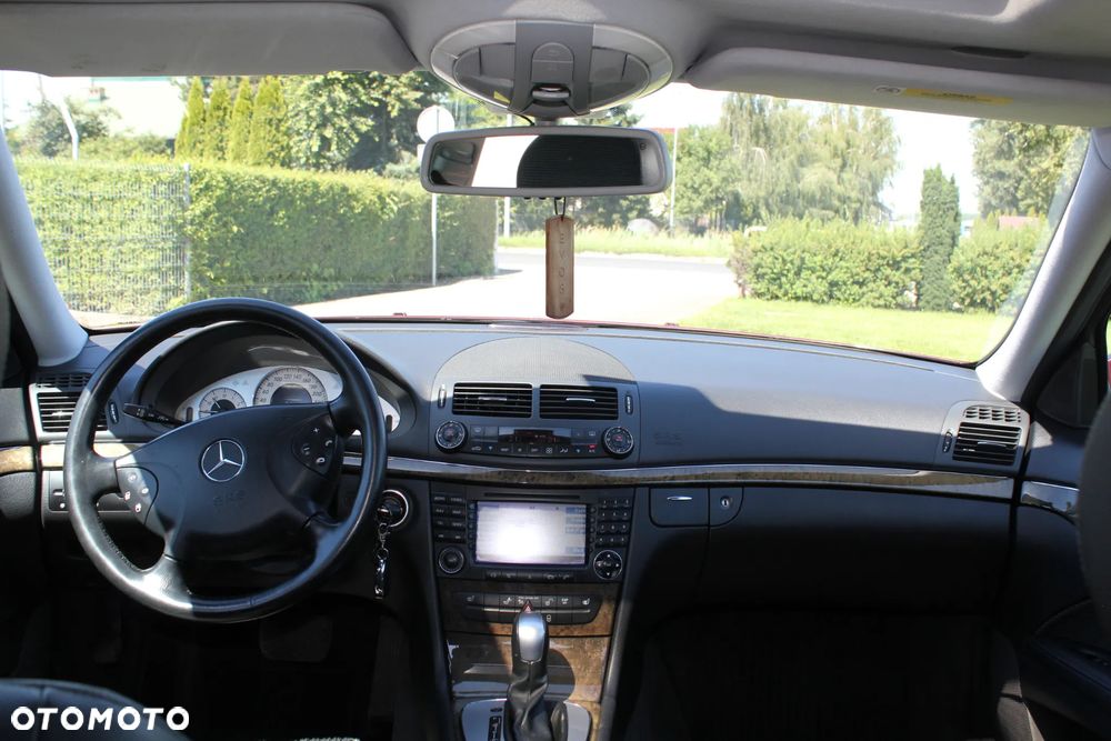 Mercedes-Benz Klasa E 500 4Matic Automatik Avantgarde - 11