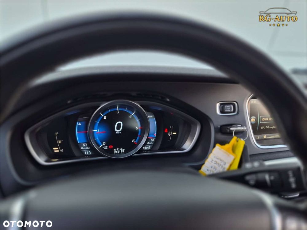 Volvo V40 - 29