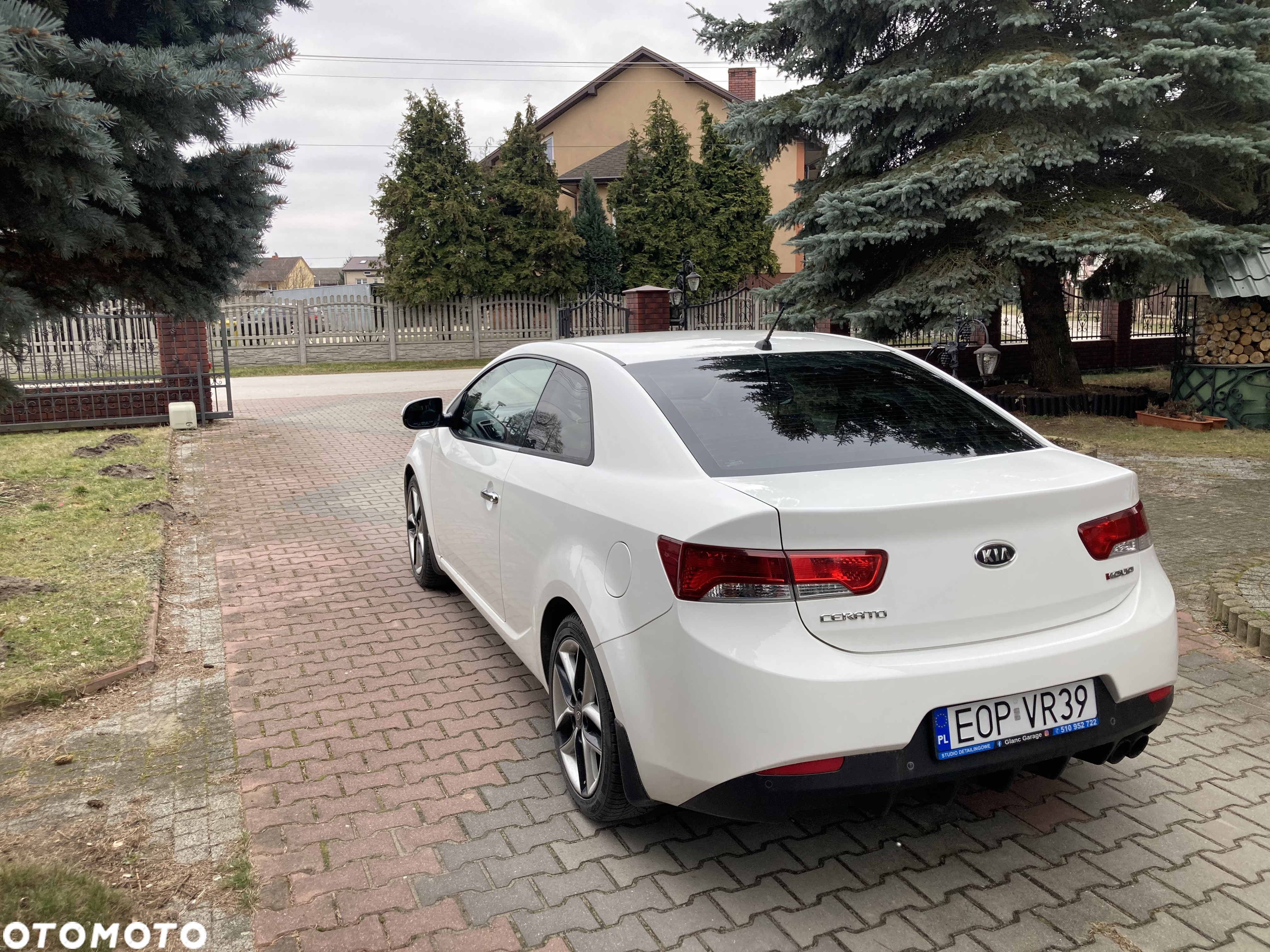 Kia Cerato - 4