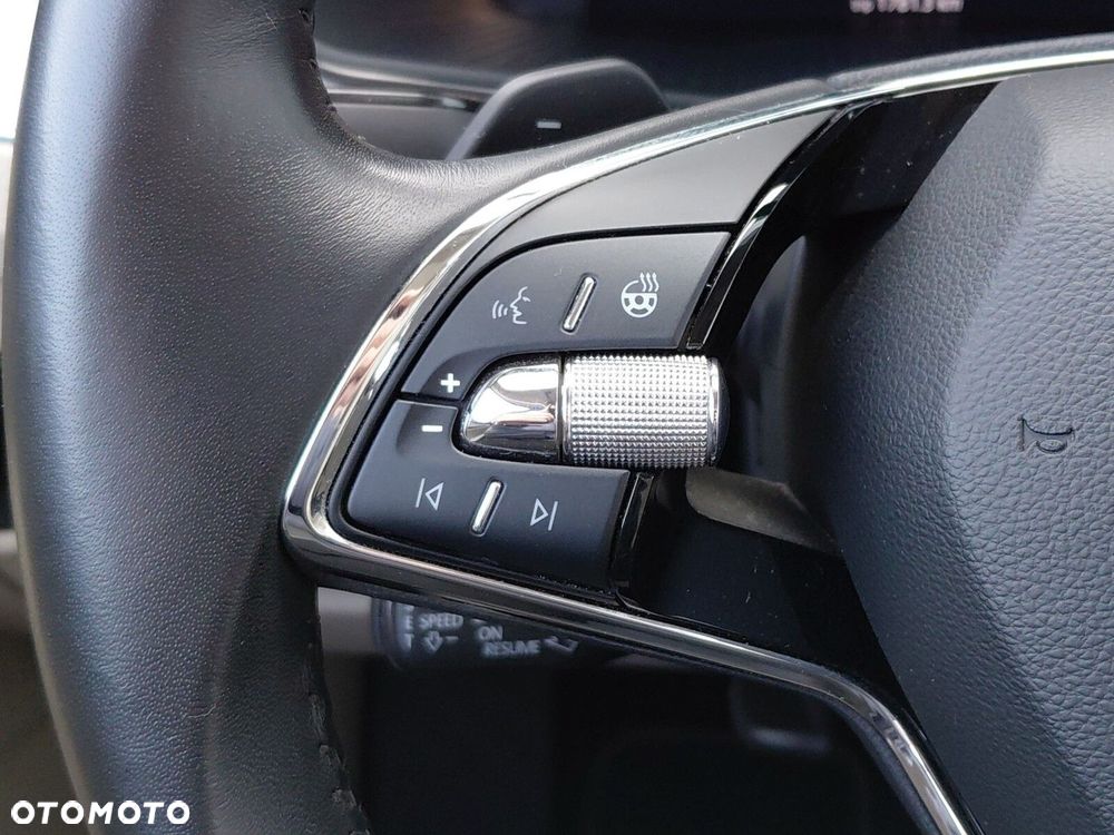 Skoda Superb 2.0 TSI L&K DSG - 23