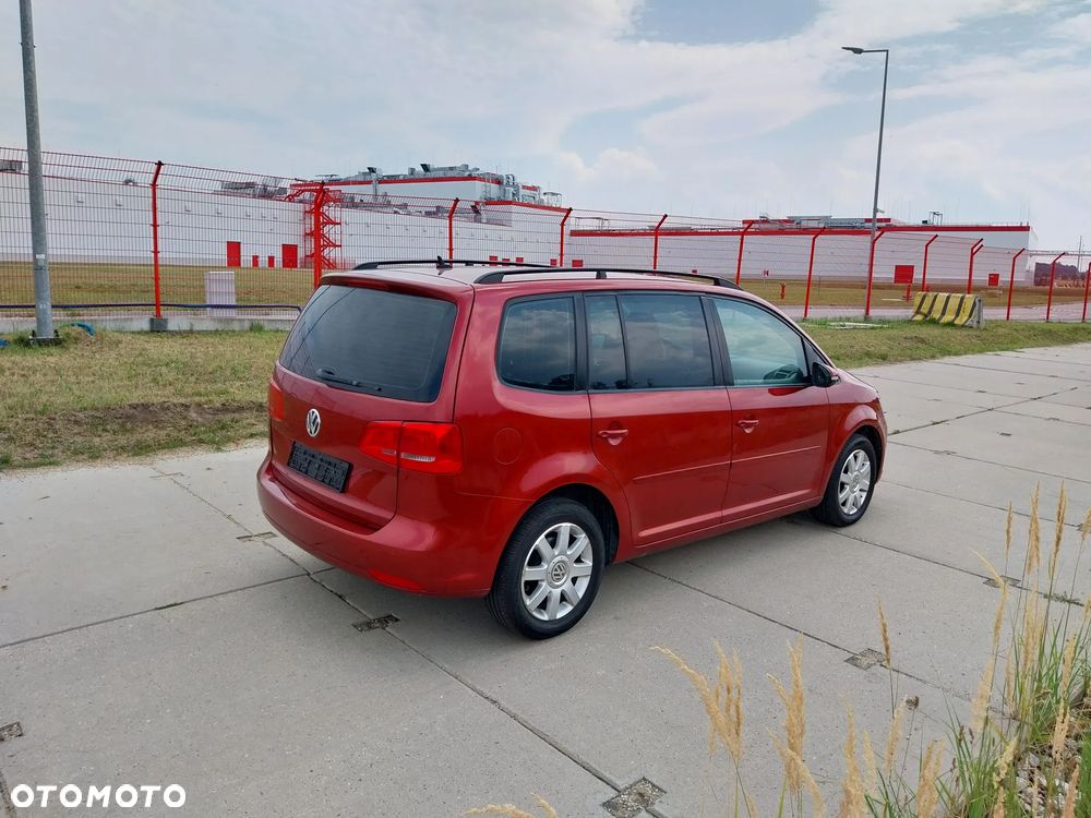 Volkswagen Touran 1.6 TDI SCR (BlueMotion Technology) Comfortline - 18