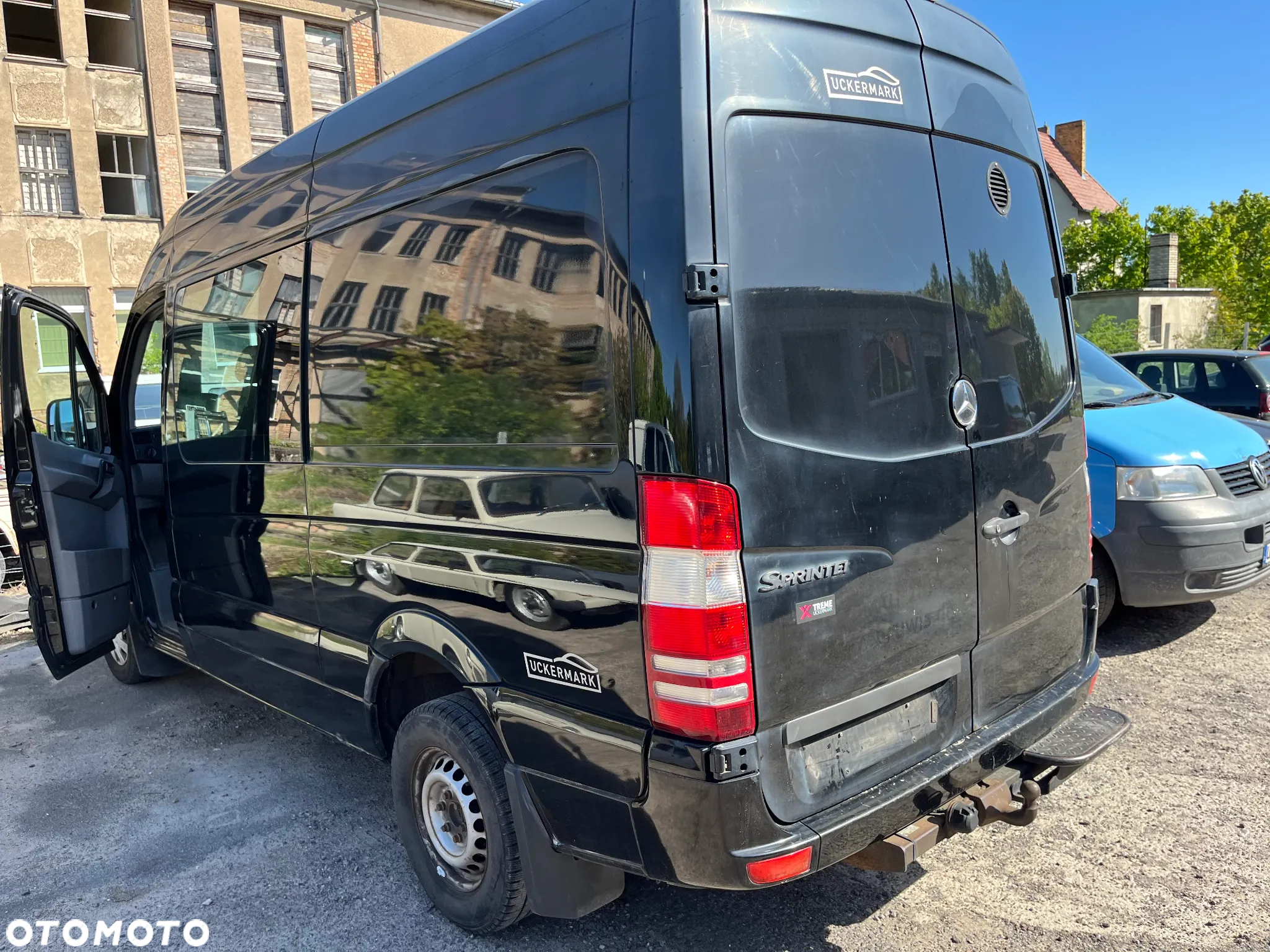 Mercedes-Benz Sprinter - 15