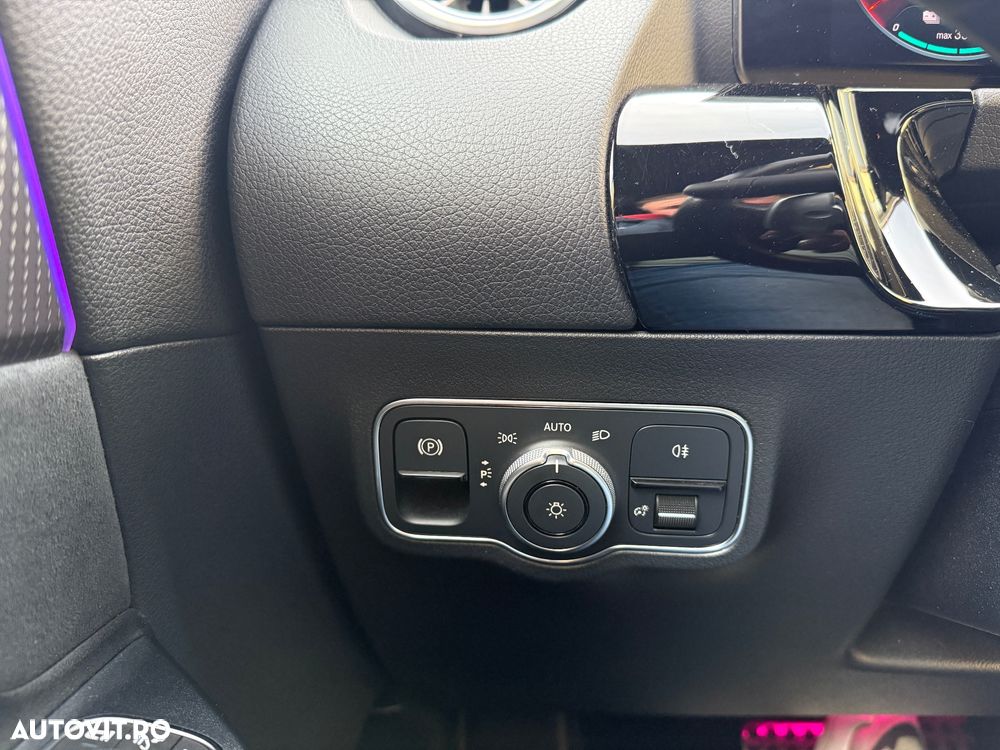 Mercedes-Benz EQA 350 4MATIC AMG Line - 14