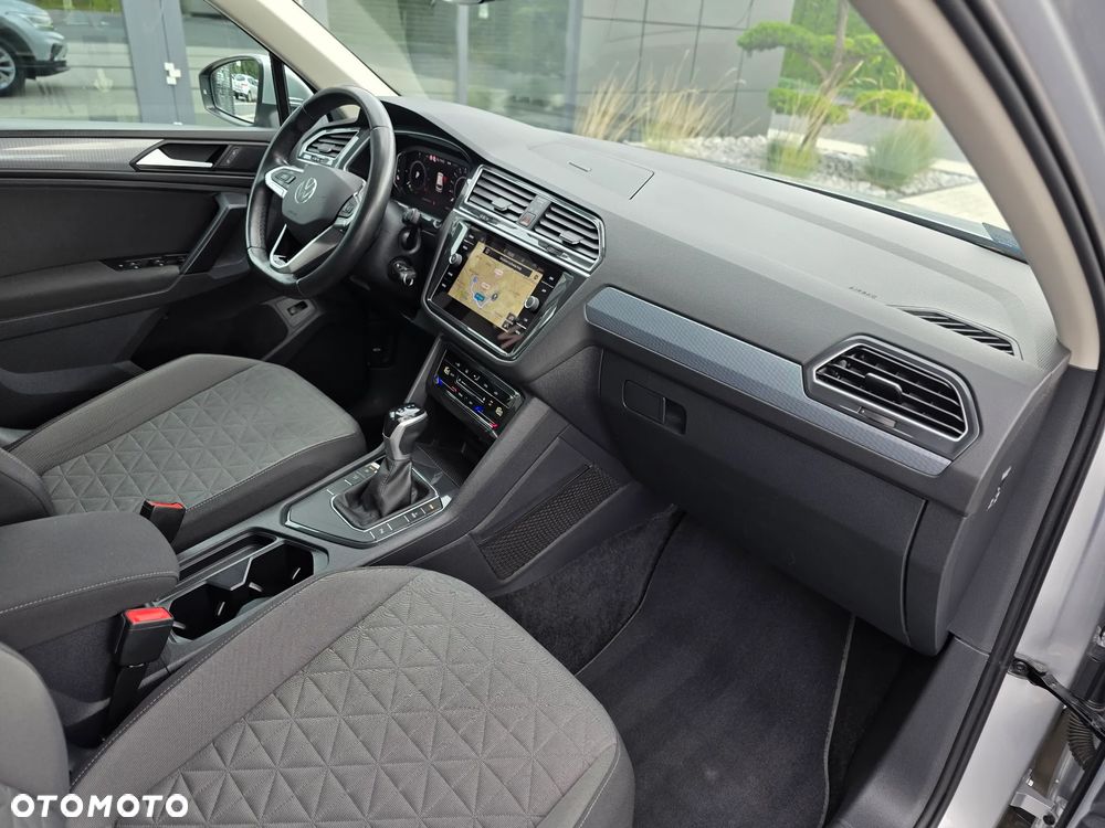 Volkswagen Tiguan 1.4 eHybrid Life DSG - 25