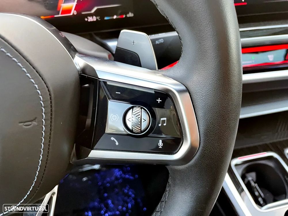 BMW 740 d xDrive Pack Desportivo M - 18