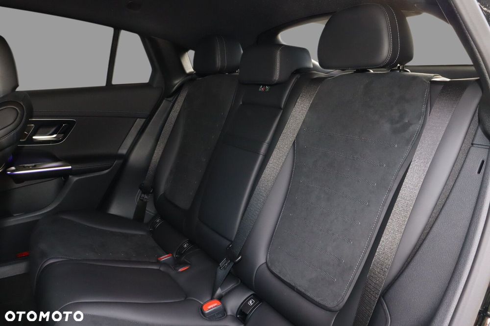 Mercedes-Benz GLC 200 d mHEV 4-Matic AMG Line - 17