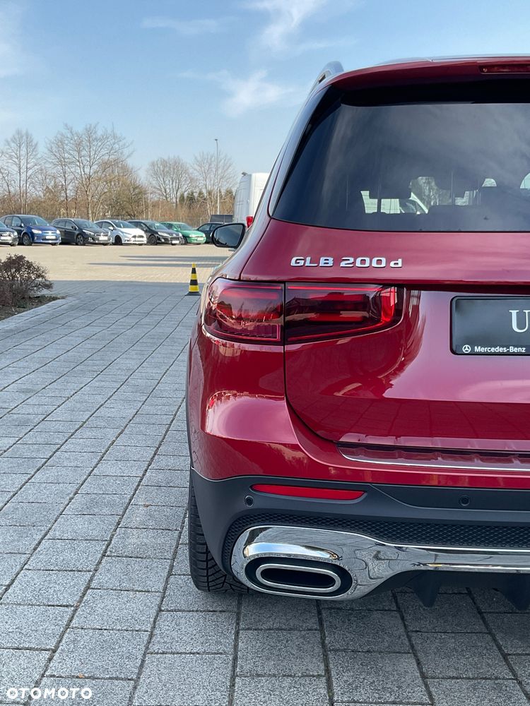 Mercedes-Benz GLB 200 d AMG Line 8G-DCT - 19