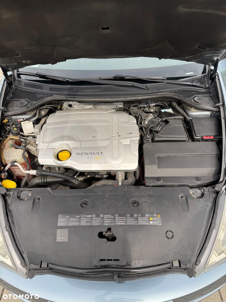 Renault Laguna 2.0 dCi FAP Dynamique - 16