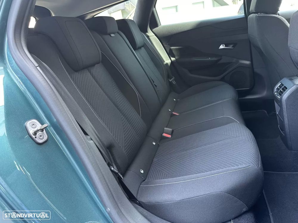 Peugeot 308 SW 1.2 PureTech Allure - 29