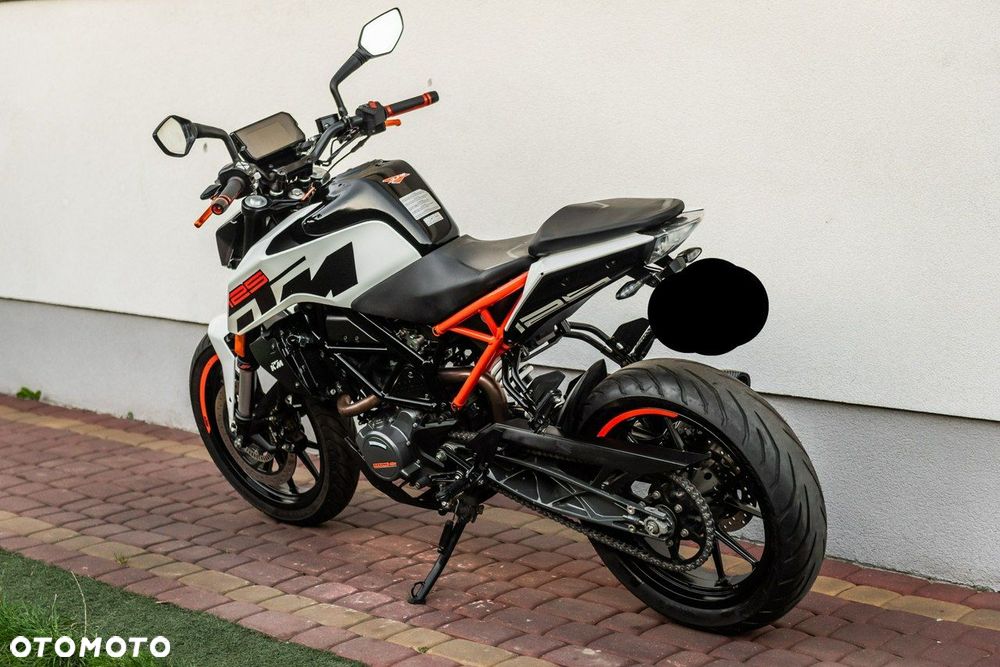 KTM Duke - 4
