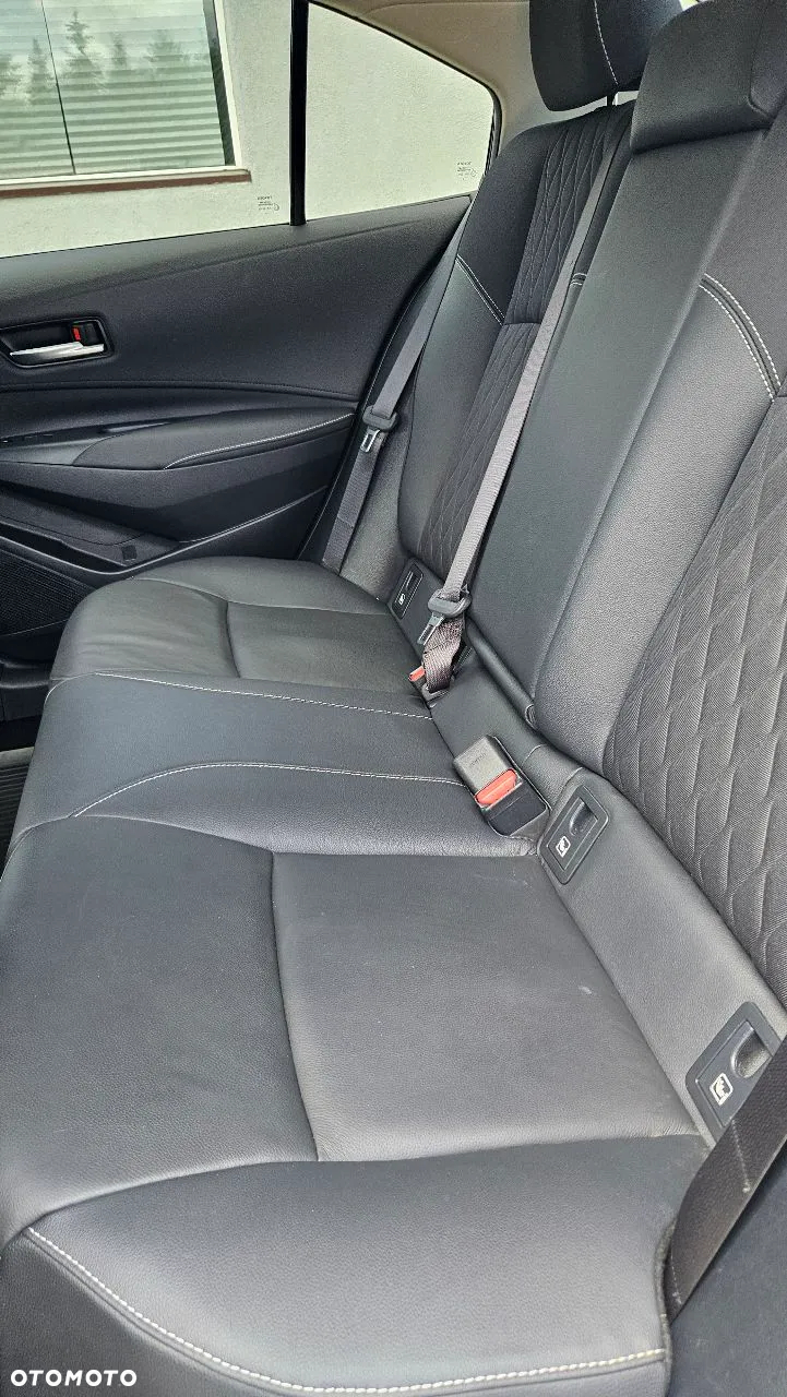 Toyota Corolla 1.6 Executive - 12