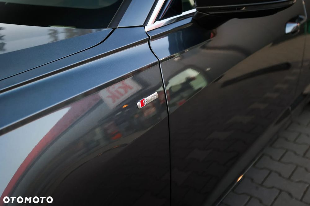 Audi A6 Avant 40 TDI quattro S tronic S line - 9