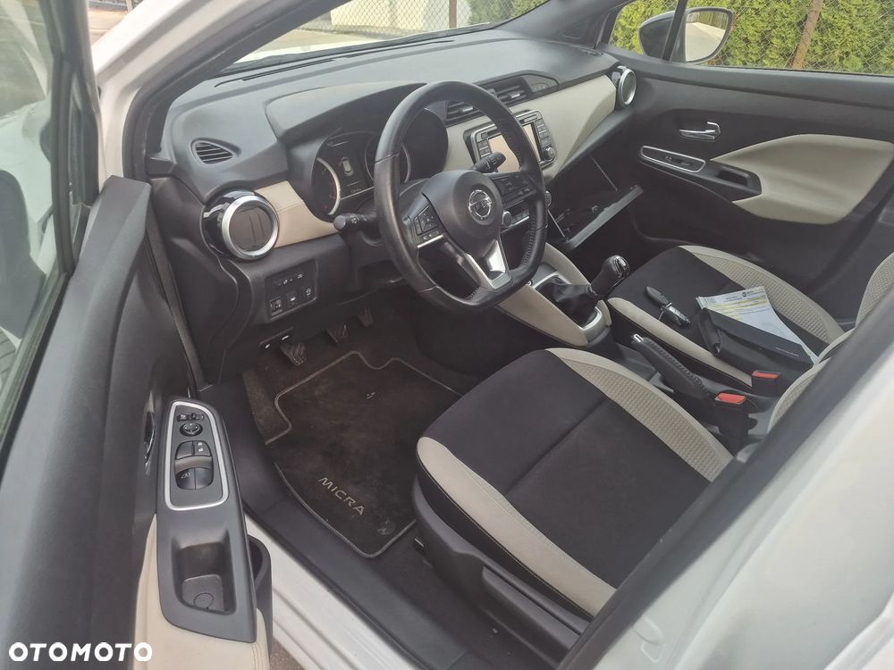 Nissan Micra 1.0 Visia Plus - 17
