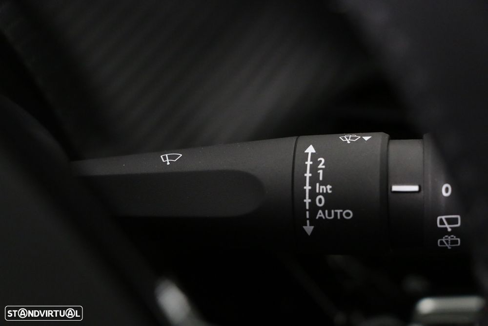 Peugeot 2008 1.2 PureTech Active - 28