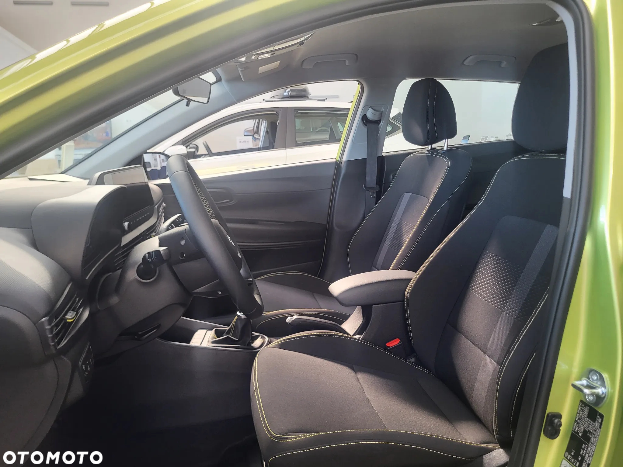 Hyundai i20 1.2 Modern - 11