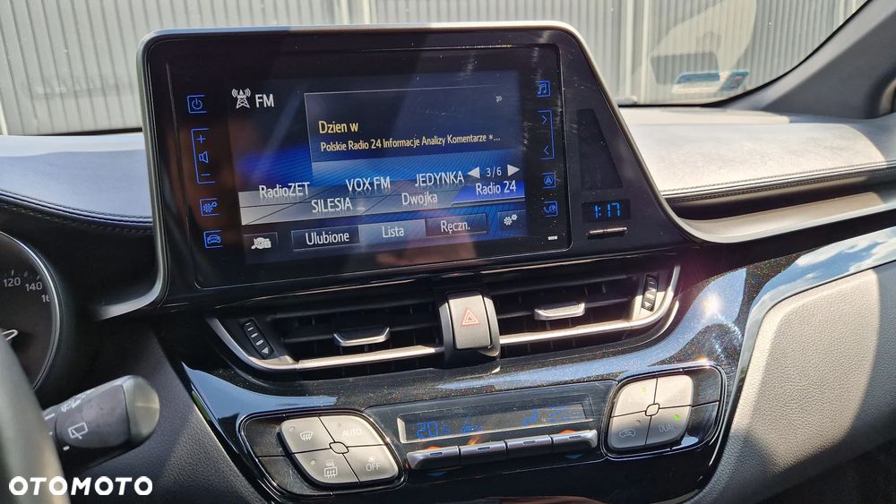 Toyota C-HR 1.2 T Premium - 18