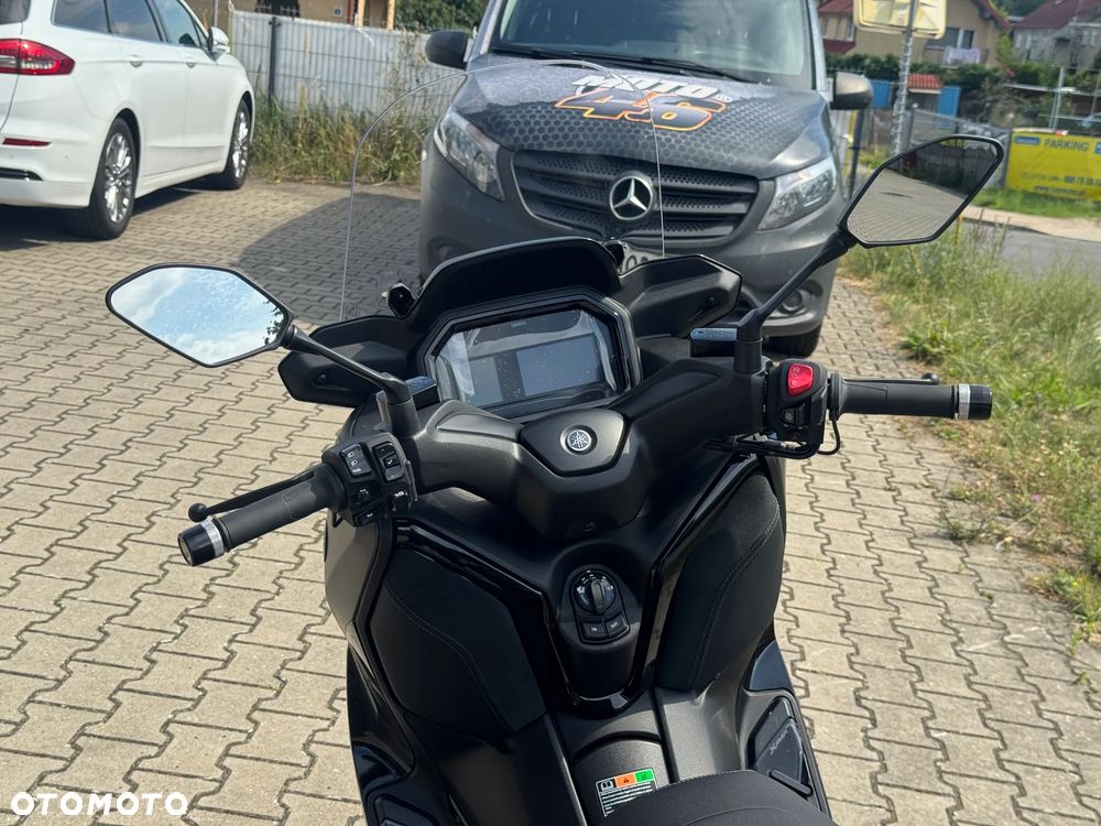 Yamaha X-max - 6