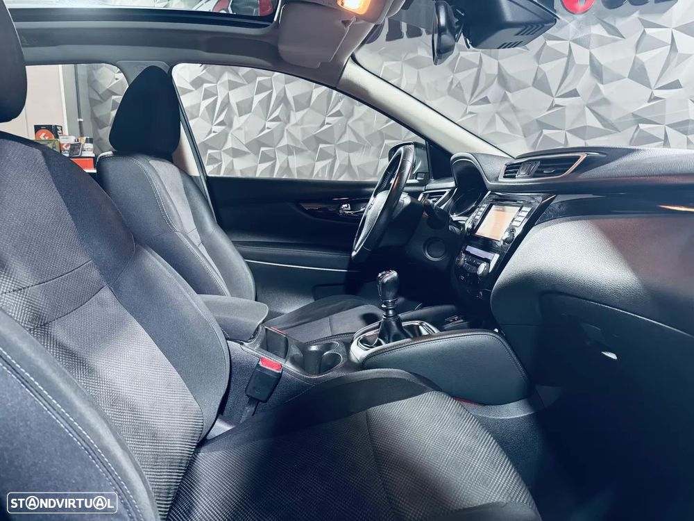 Nissan Qashqai 1.5 dCi Tekna Premium - 14