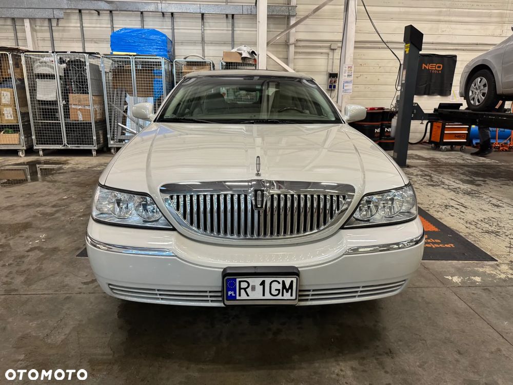 Lincoln Town Car 4.6 Signature - 5