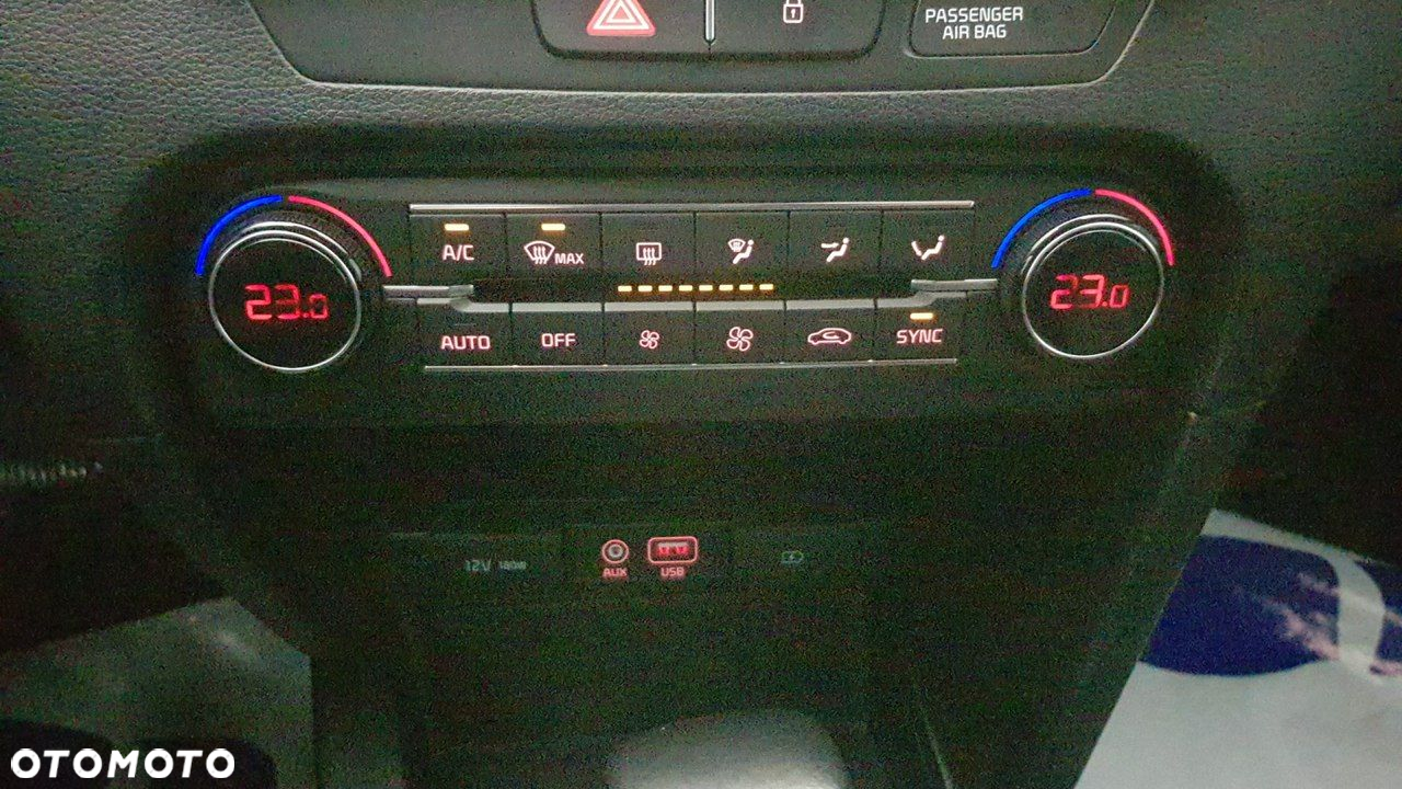 Kia Ceed - 29