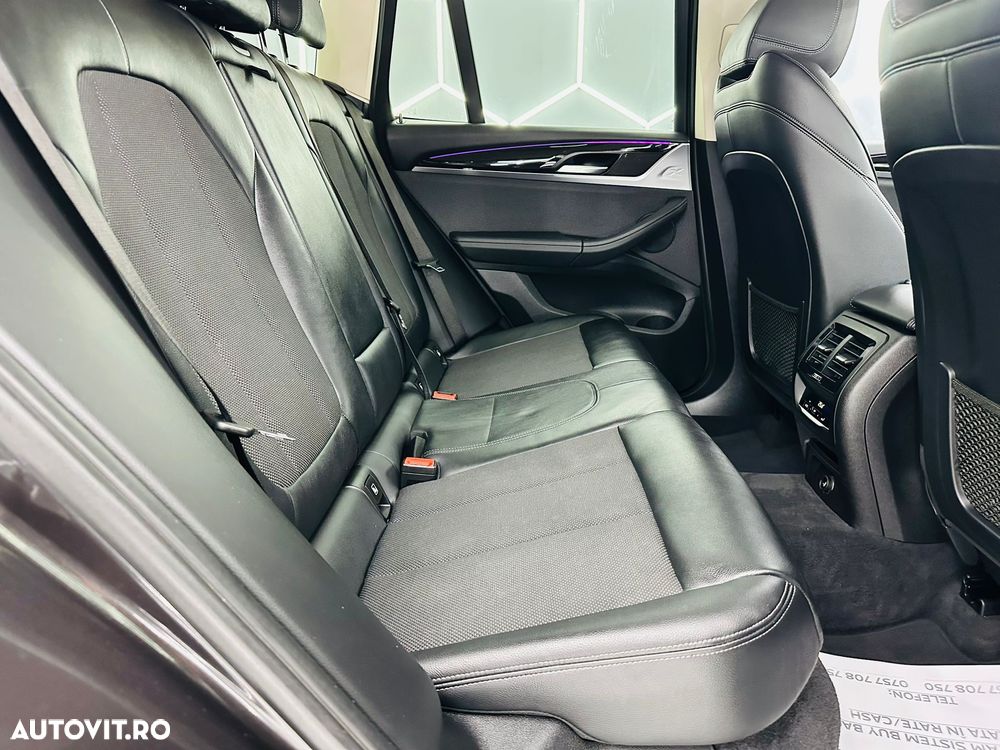 BMW X3 xDrive20i Aut. Luxury Line - 8