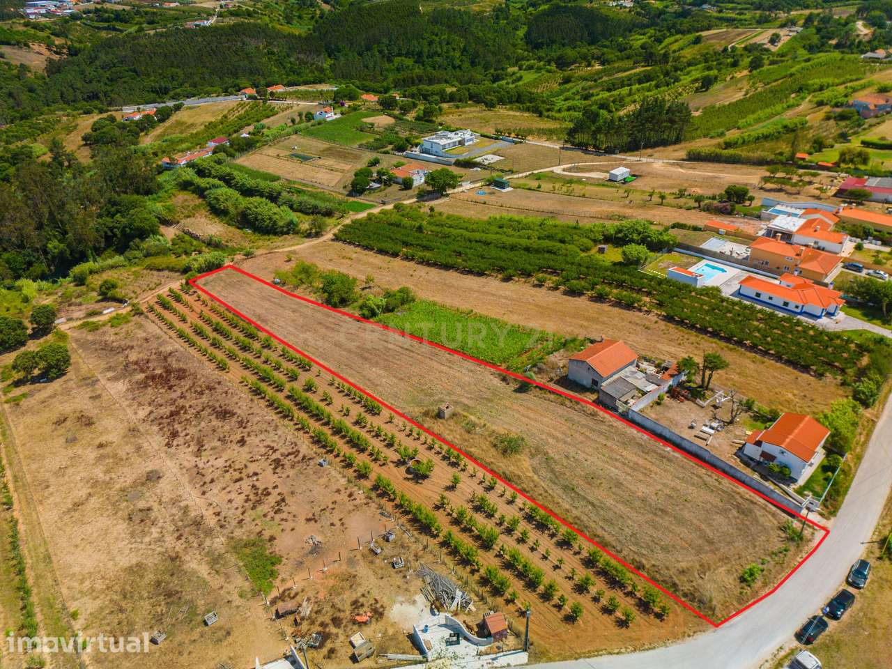 Terreno na Usseira - Grande imagem: 2/33