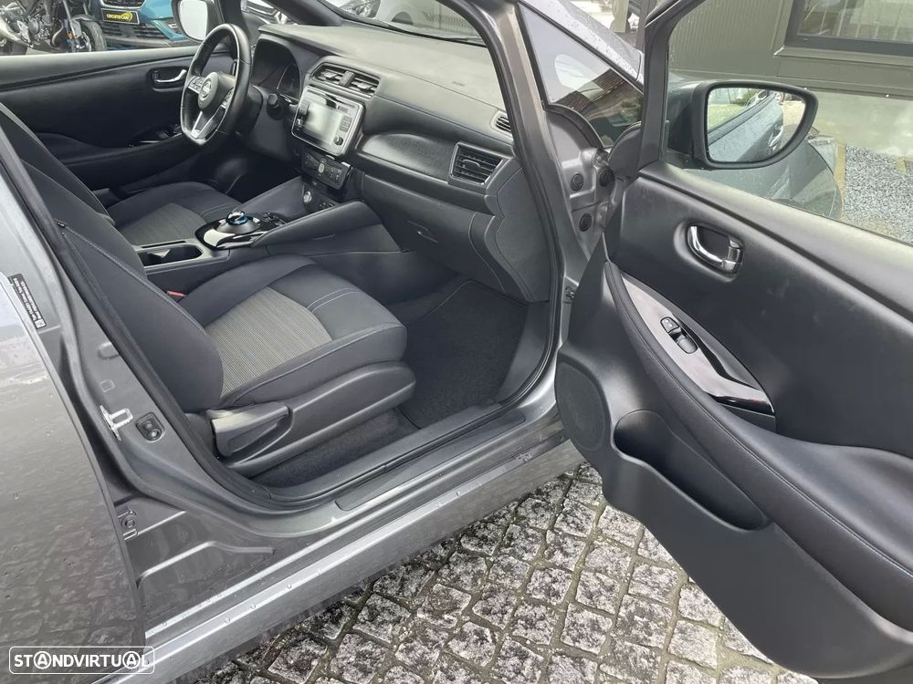 Nissan Leaf 40 kWh Acenta - 17