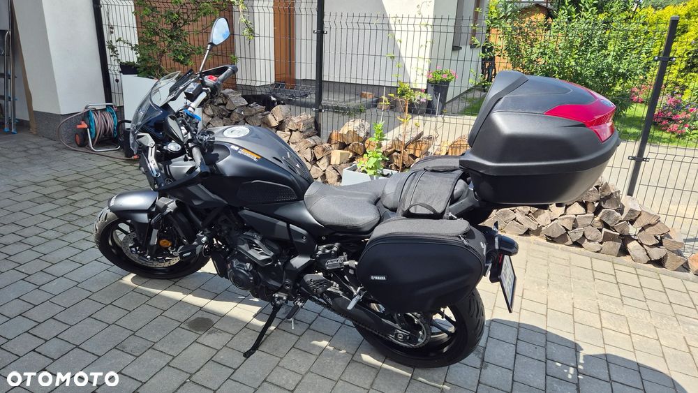 Yamaha MT - 8