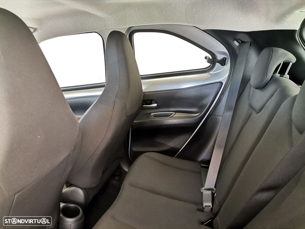 Toyota Aygo X - 12