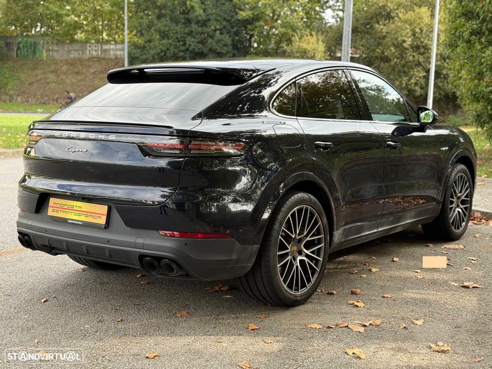 Porsche Cayenne Coupé E-Hybrid - 8