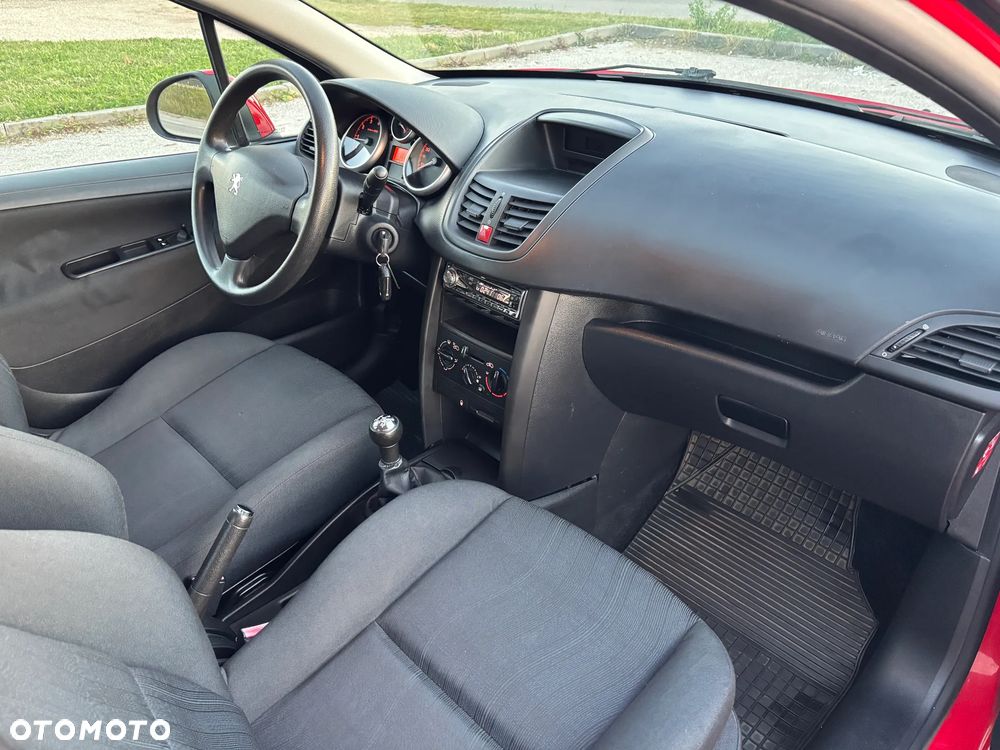 Peugeot 207 1.4 16V U Move - 27