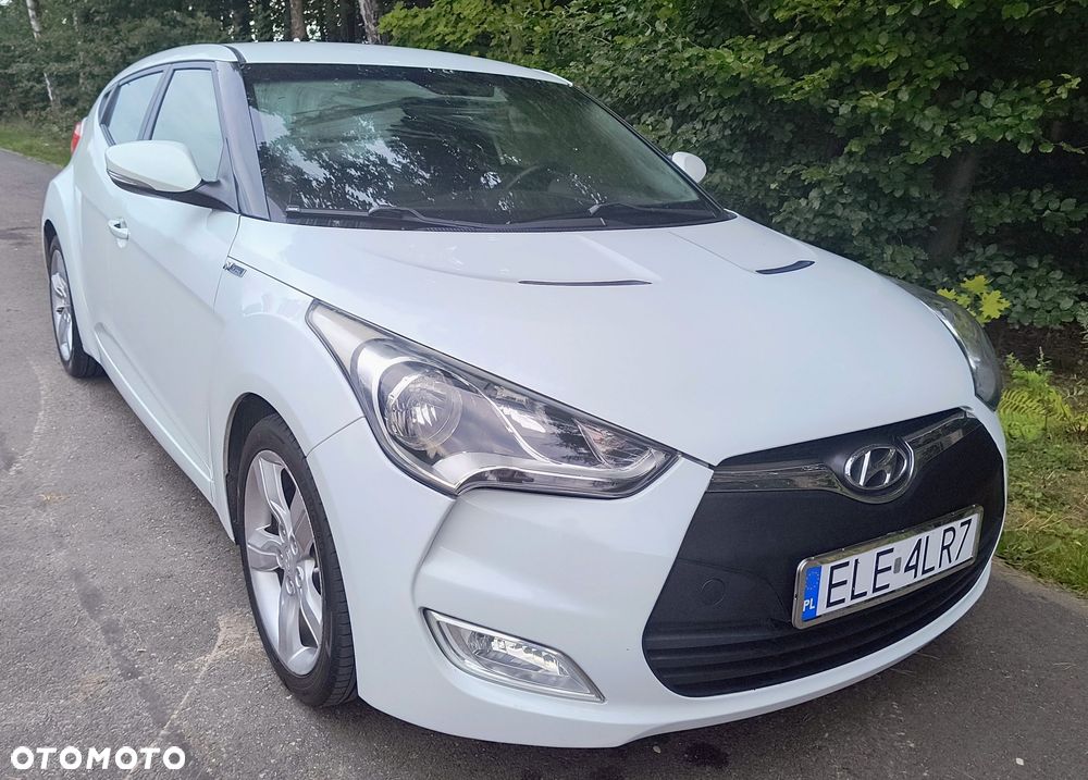 Hyundai Veloster