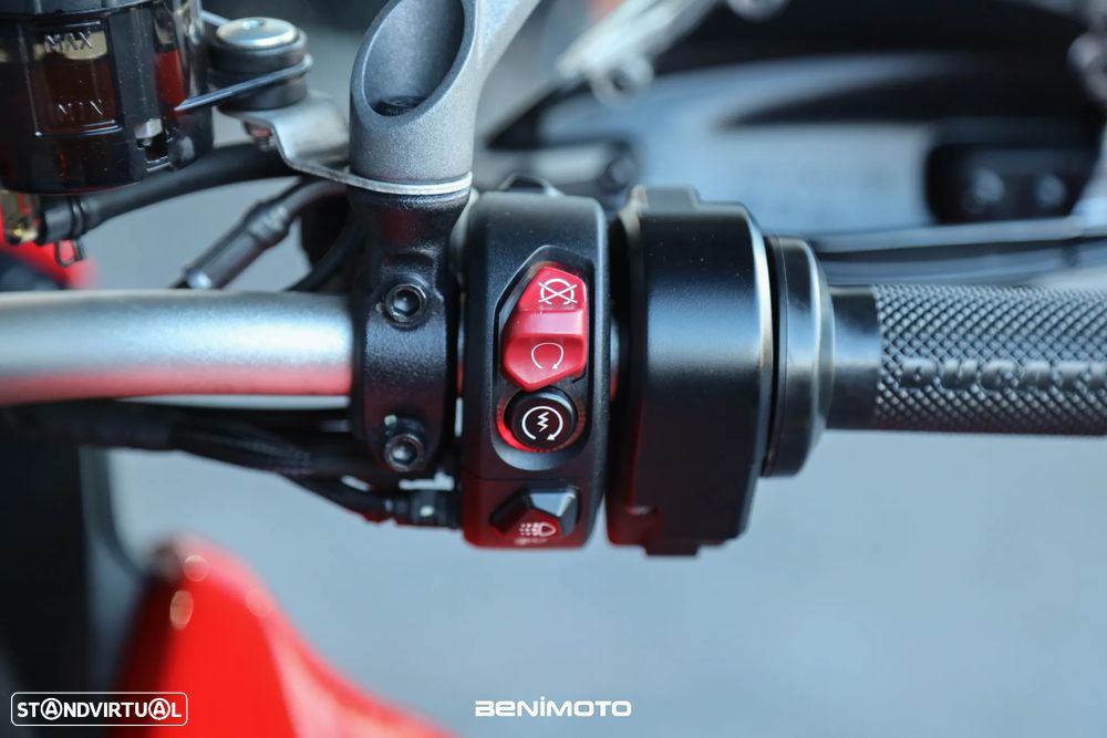 Ducati Multistrada V4S - 12