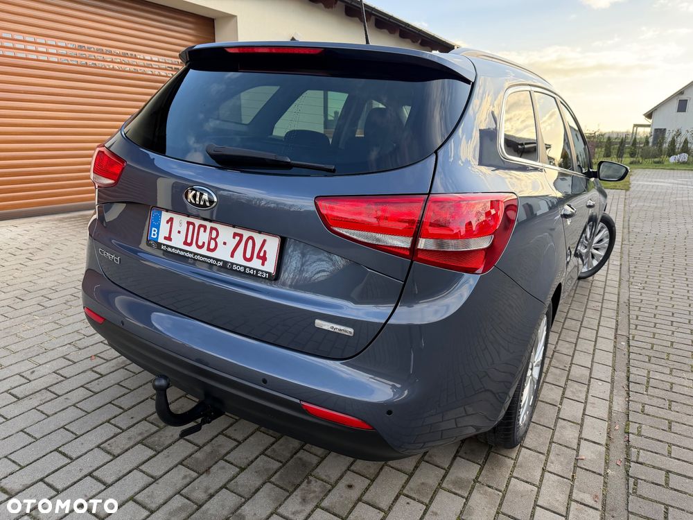 Kia Ceed - 39