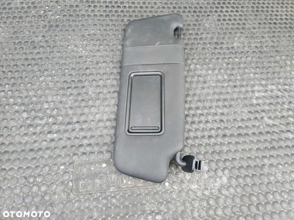 Daszek Słonecznik 8K0857551 8K0857552 Czarne S-Line Oslona Przeciwsloneczna Haczyk Lewa Prawa AUDI A4 B8 - 29