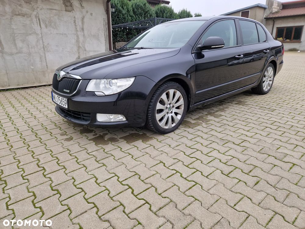Skoda Superb 1.6 TDI Comfort / Active Greenline - 1