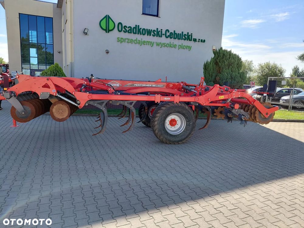 Kuhn Performer 4000 - 2