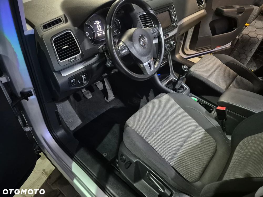 Volkswagen Sharan 2.0 TDI Comfortline - 17