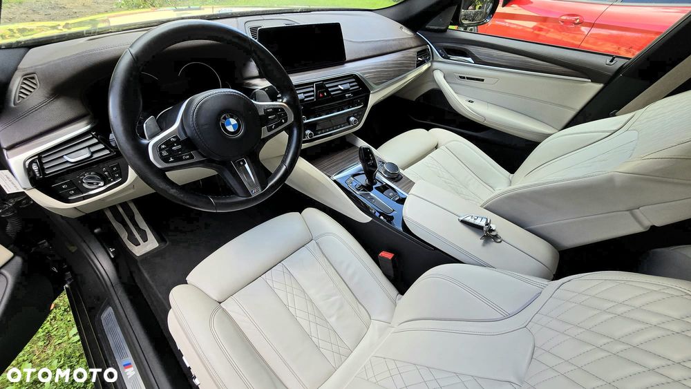 BMW Seria 5 530i xDrive M Sport sport - 7