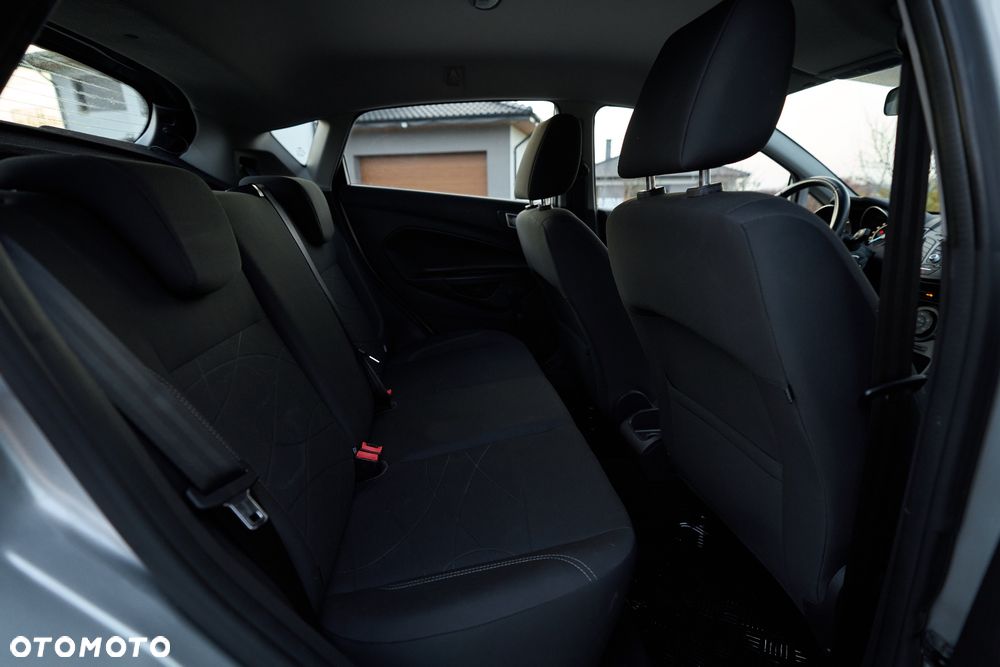Ford Fiesta - 23