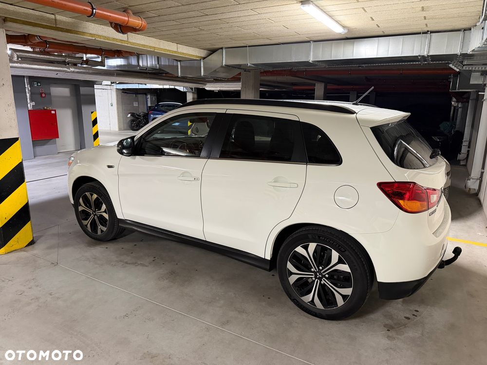 Mitsubishi ASX - 5