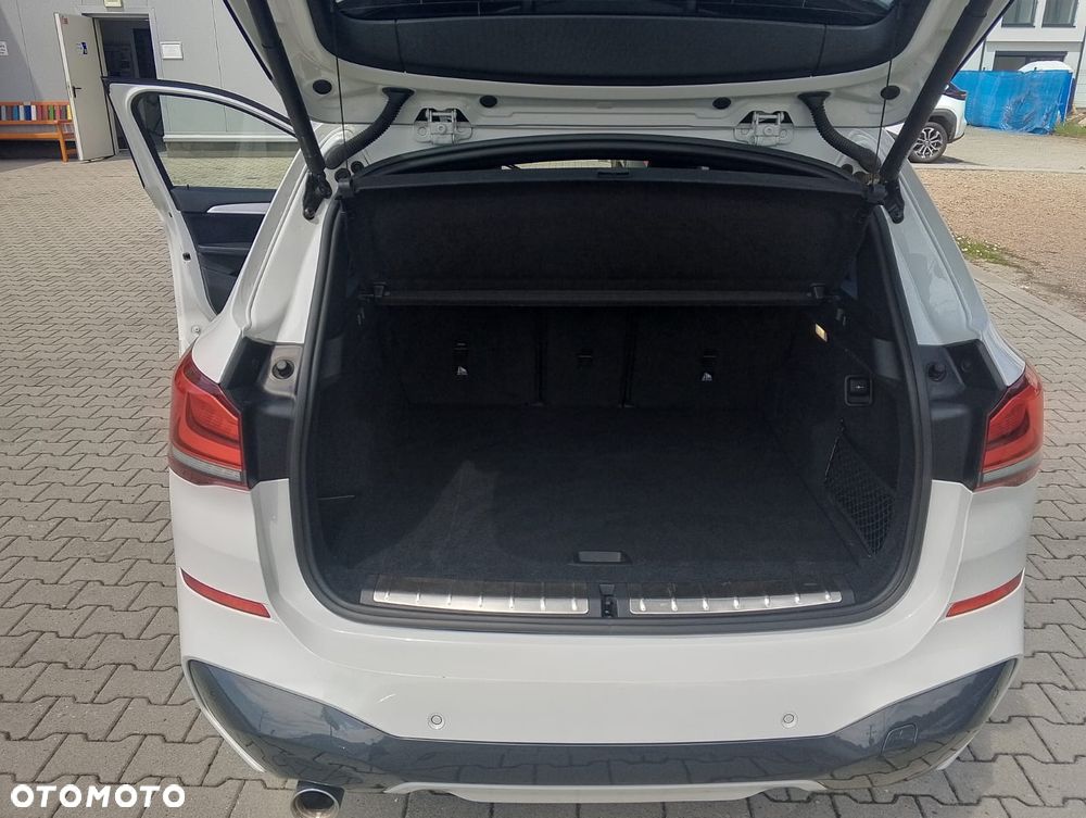 BMW X1 sDrive18i M Sport - 24