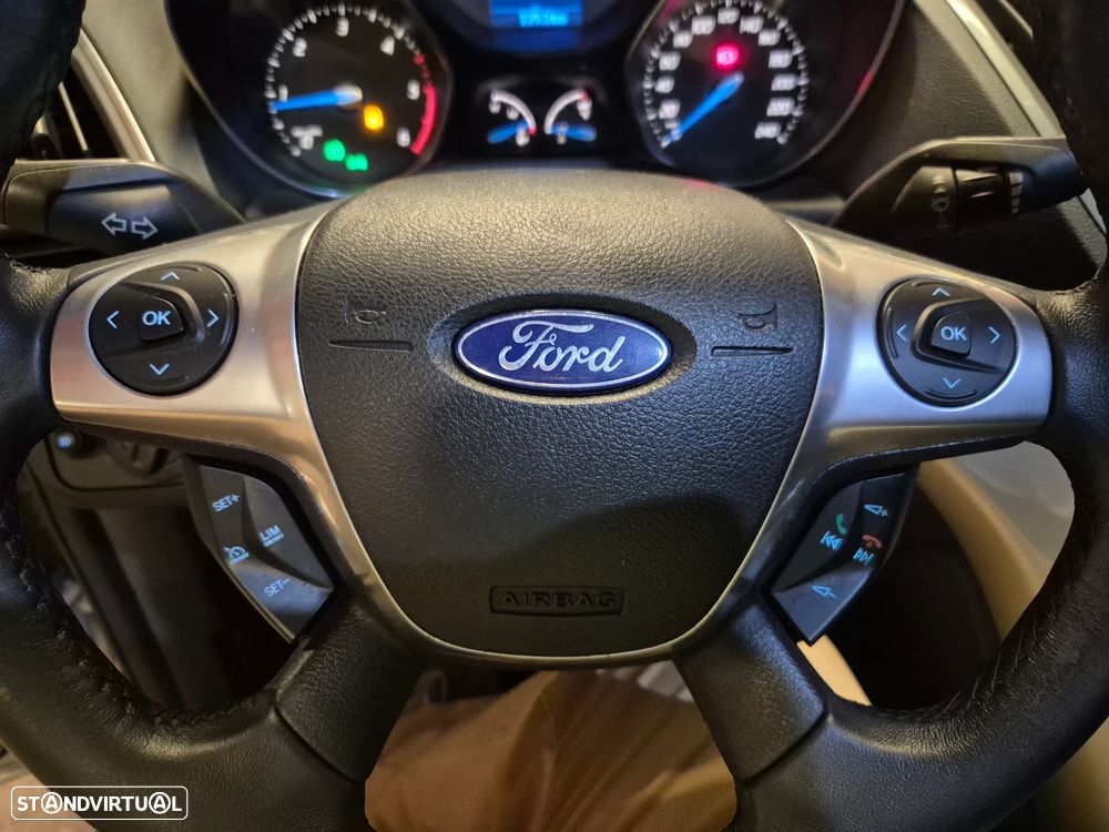 Ford Grand C-Max 1.6 TDCi Titanium - 34