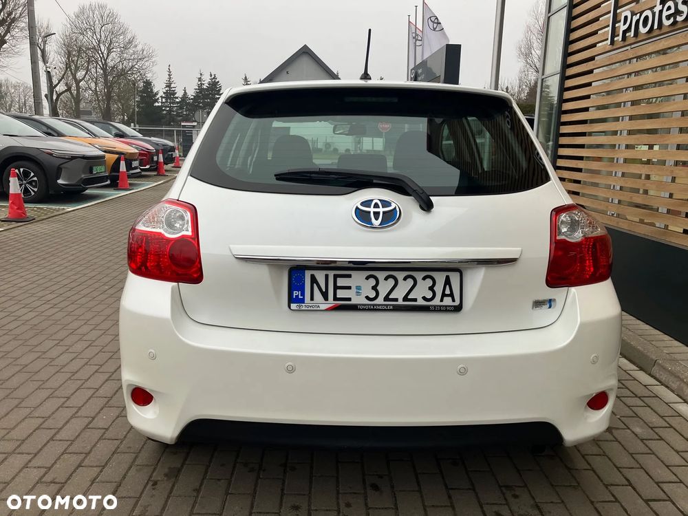 Toyota Auris - 5